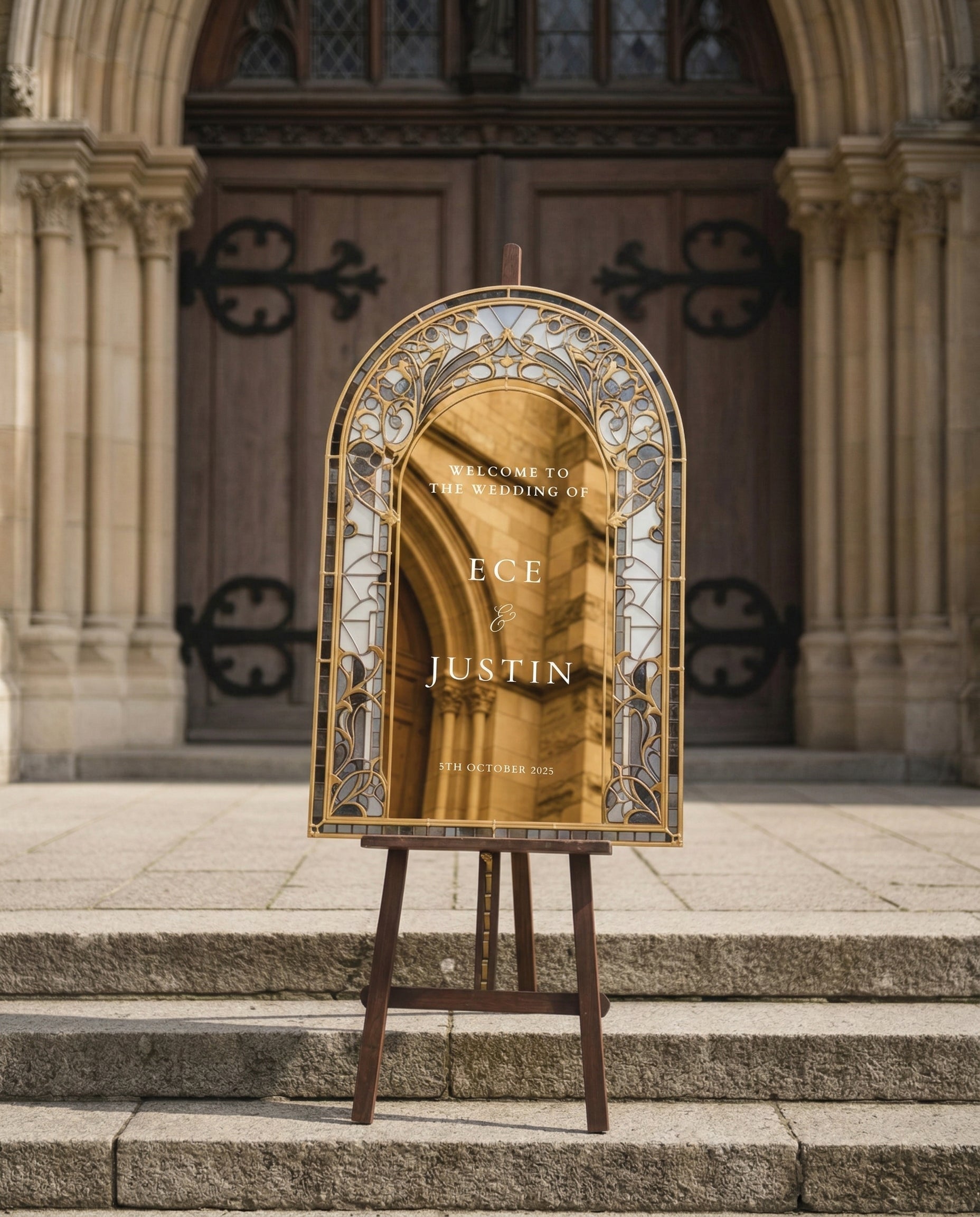 Custom Gold Mirror Wedding Sign, Gothic Stained Glass Arch Frame, Champagne Acrylic Welcome Board, Elegant Wedding Ceremony Entrance Decor